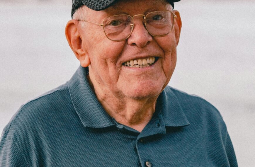 88-Year-Old Veteran Still Working – Community Raises $1.5M to Help Him Retire